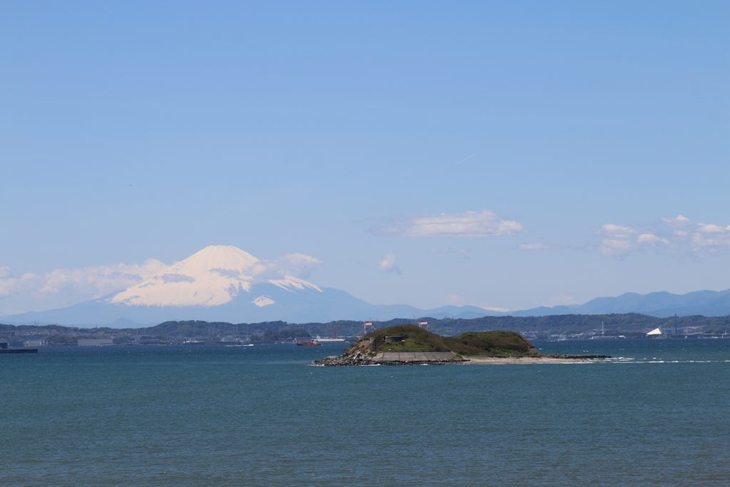 第一海堡と富士山
