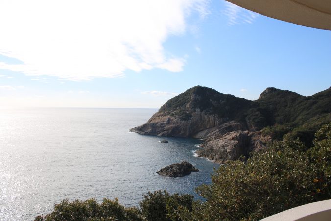 鵜の岬展望台から鵜の岬を望む（2020年12月）