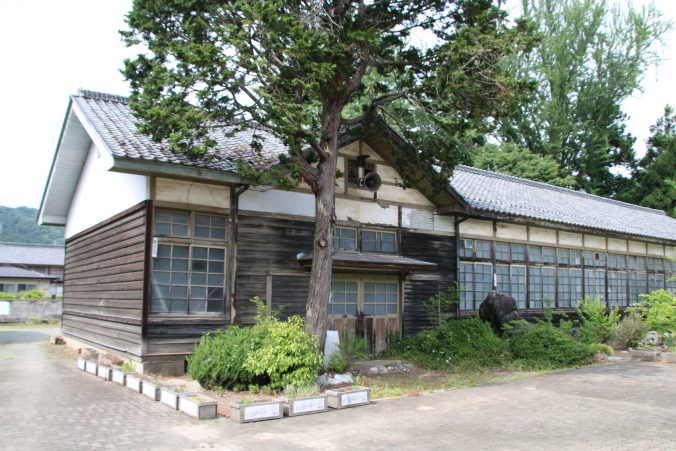 道の駅上州おこしの廃校跡（2021年5月）