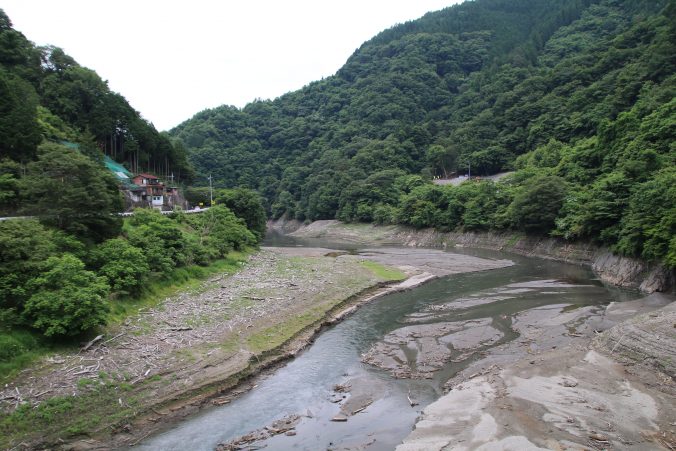 多摩川上流になった奥多摩湖（2021年6月）