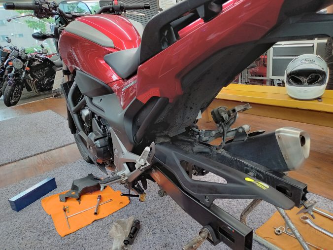 リアホイールを外したところ