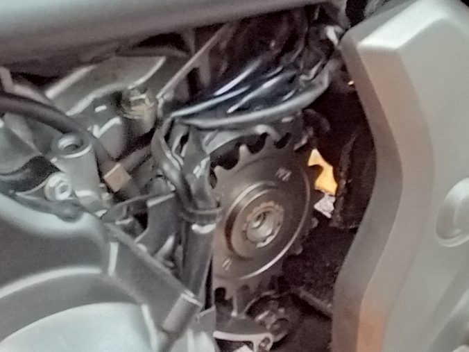 ドライブスプロケットを装着