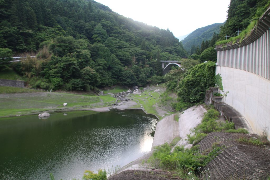塩沢ダムの親水公園（2022年7月）