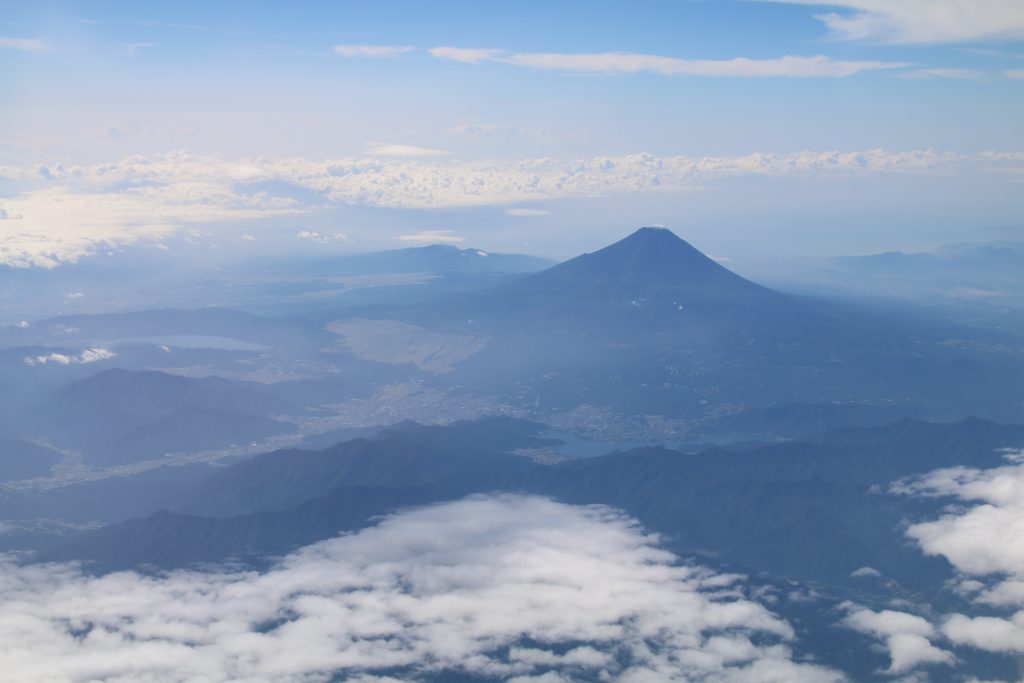 富士山を北側上空から（2022年10月）
