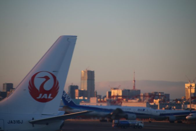 羽田空港から見る東京タワー（2022年12月）