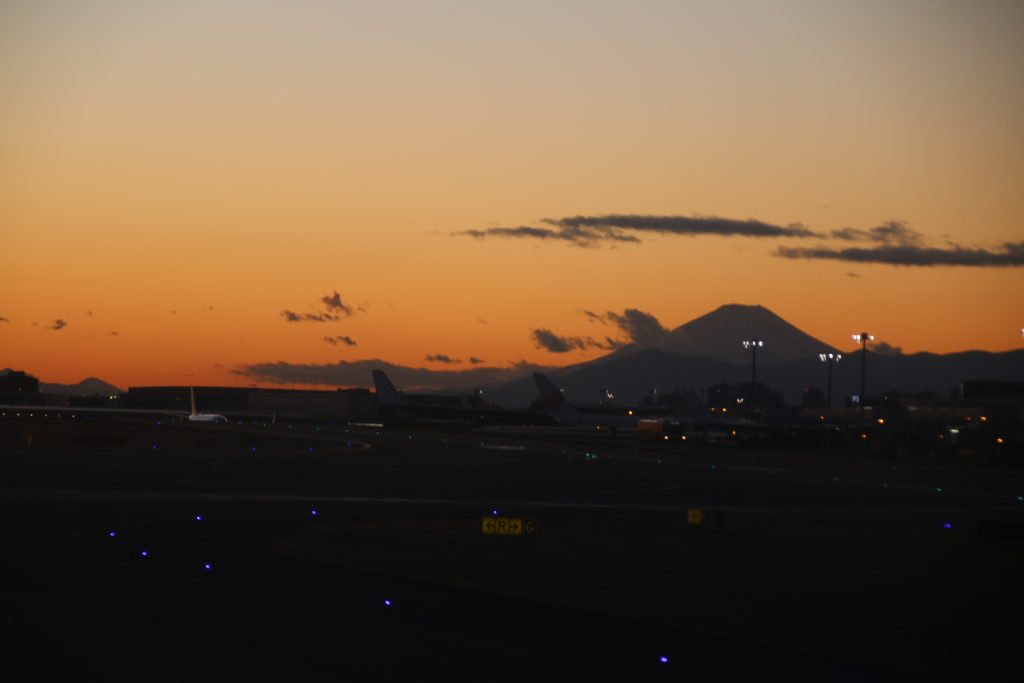 夕焼けの富士山（2022年12月）