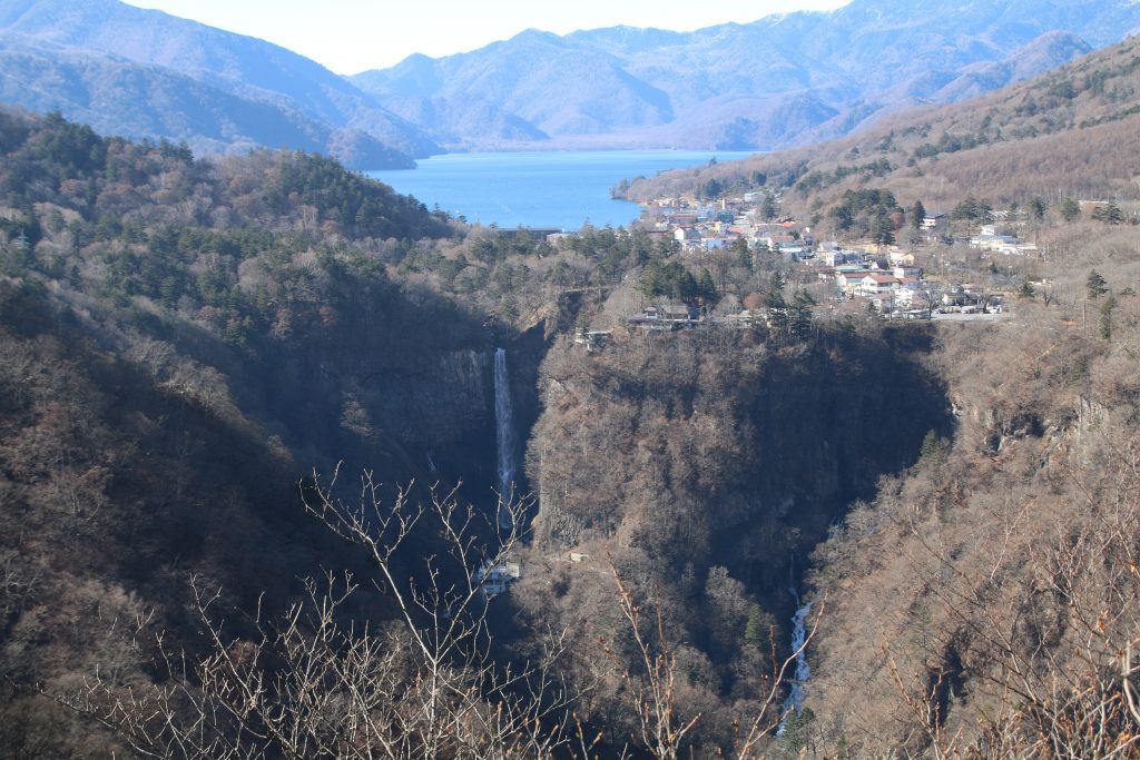 中禅寺湖、華厳の滝（2022年10月