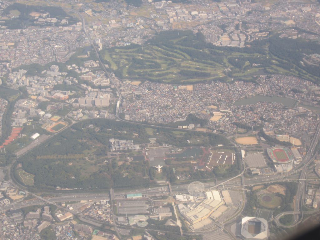 大阪万博公園上空（2016年10月）
