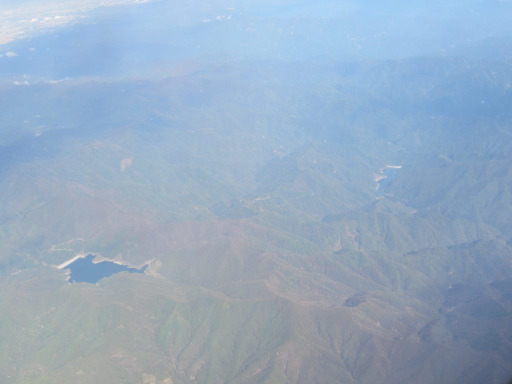 南相木ダムと上野ダム、御巣鷹の尾根付近（2016年10月撮影）
