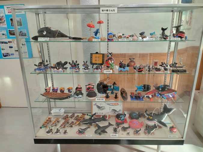 各地のクジラの玩具（2023年12月）