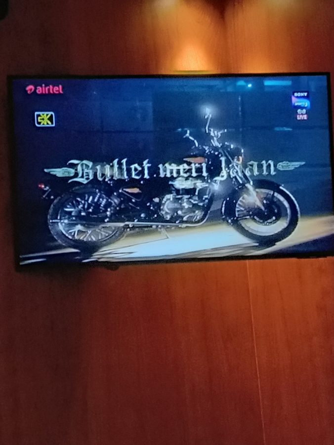 Royal Enfieldの宣伝