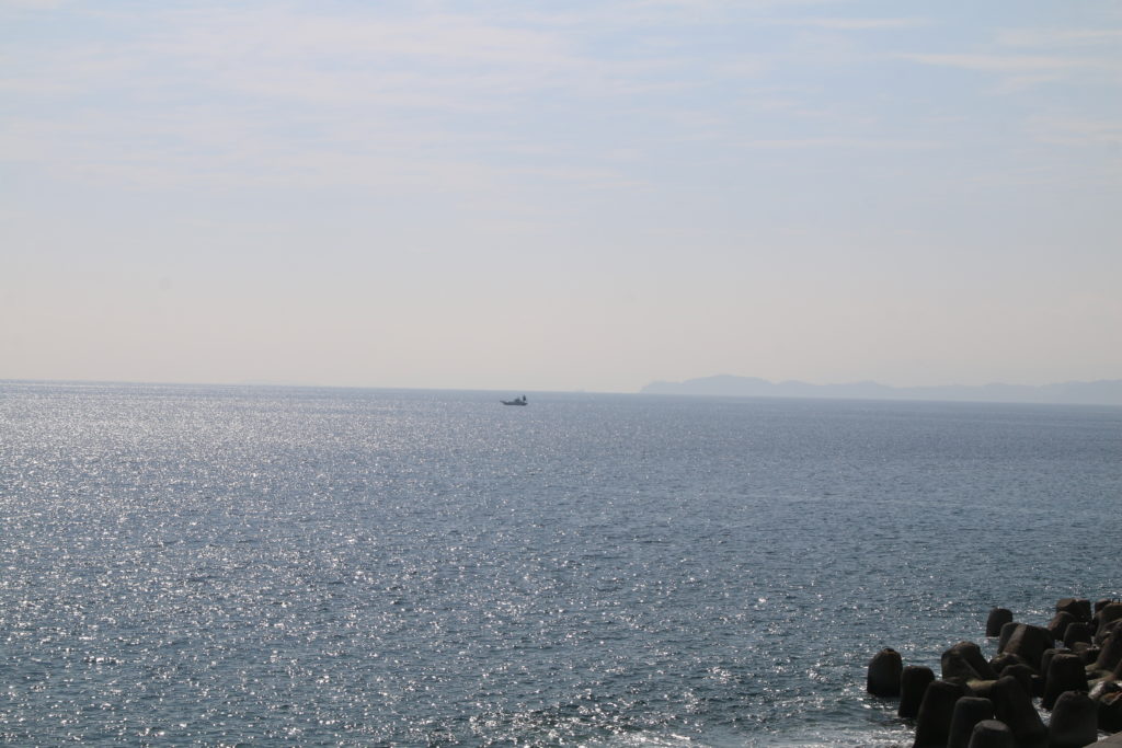 西湘PAから真鶴半島を望む(2026年2月)